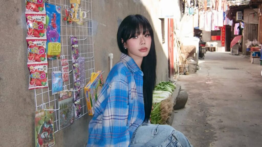 Vinida Weng Paiwei Back Alley